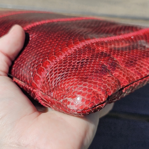 Vtg. Red phyton leather clutch purse - Picture 4 of 8